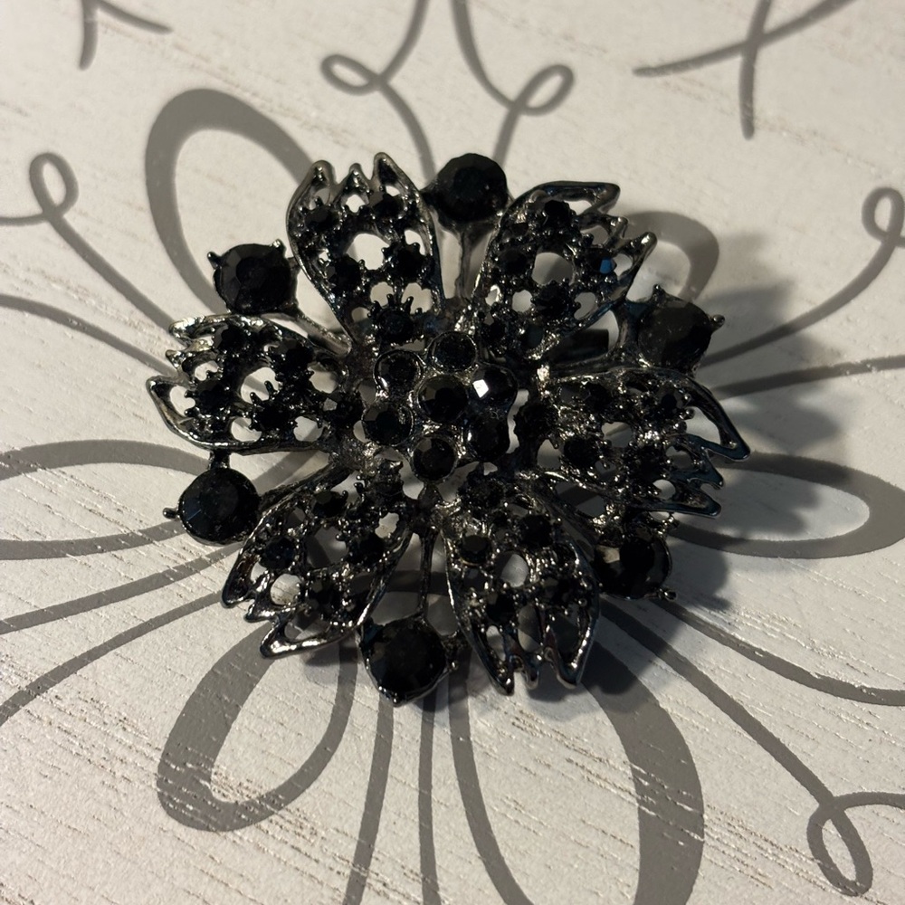 Vintage Black Floral Brooch